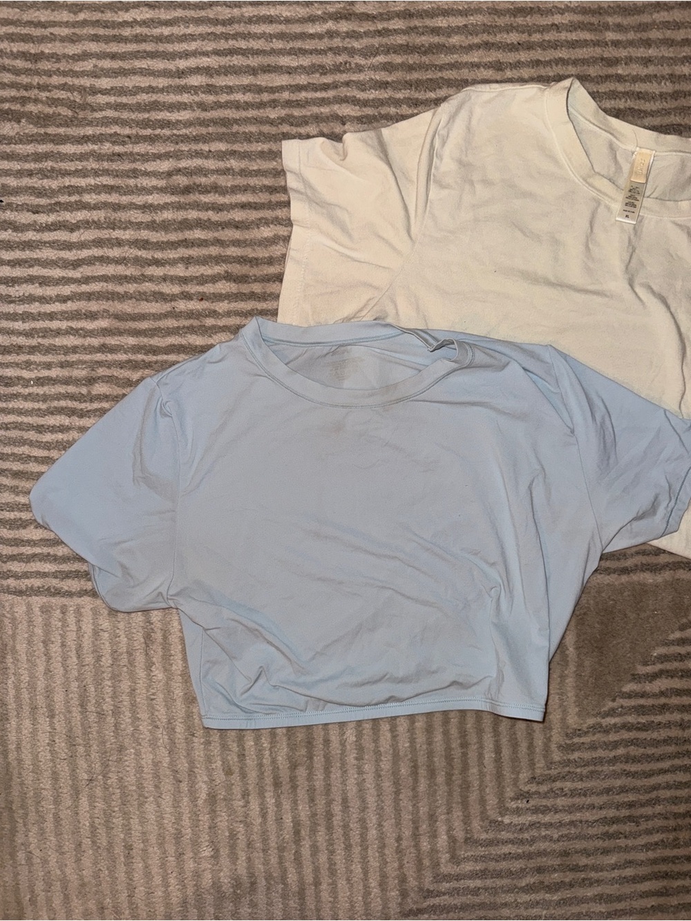 SKIMS Bundle (5 Pieces), Brown Lace Set, Ribbed Flare Pants, & Tees (L/XL) - Picture 4 of 9